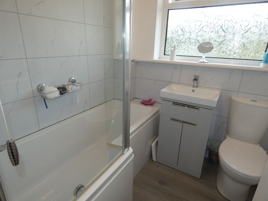 Bathroom- click for photo gallery